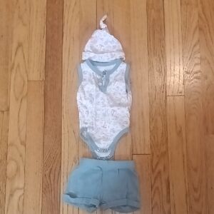 Baby Green and Cream Outfit Set